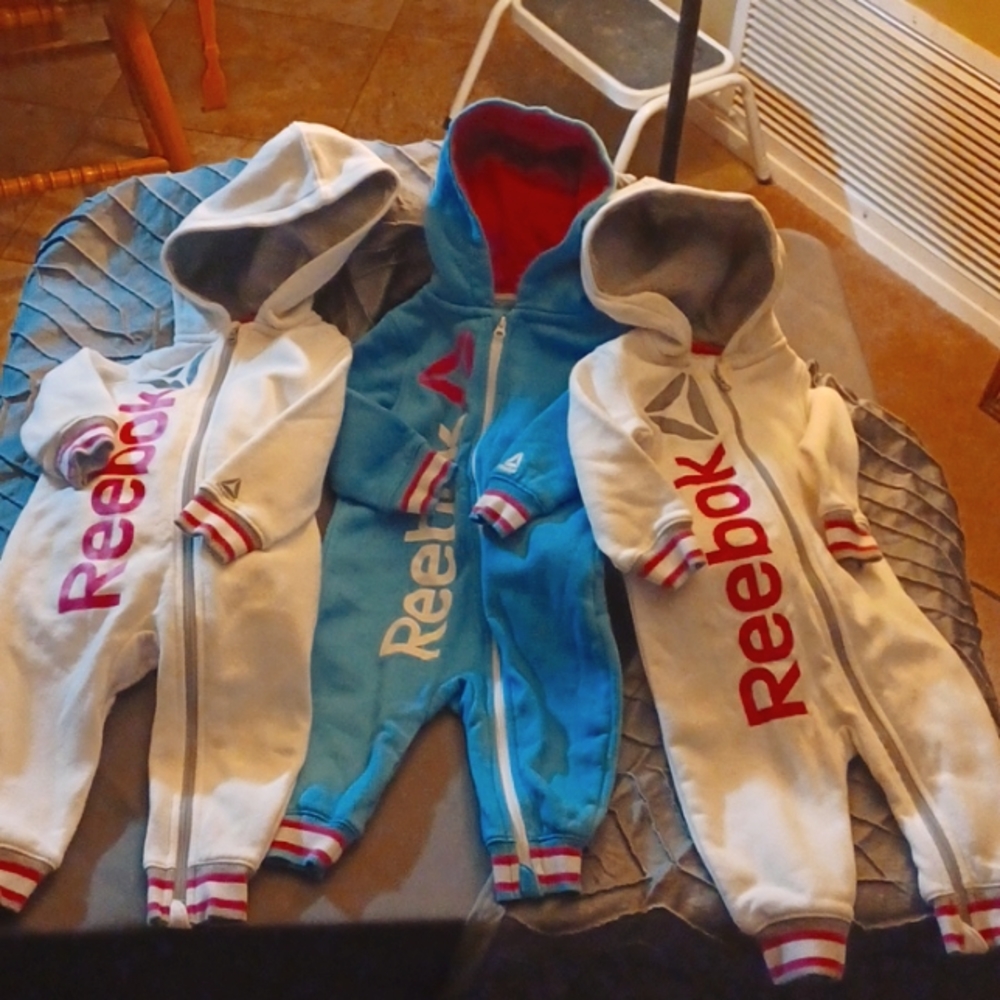 REEBOX Hooded Romper 1-Blue&Pink 6-9mths, 2-White&Pink 6-9mths12mths